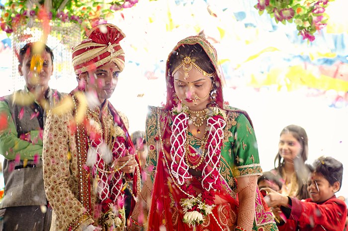Traditional wedding photography in Gujarat Traditional wedding photography of a Gujarati Couple: Hitesh and Darshika