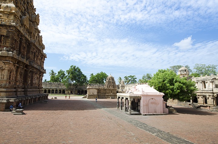 Brihadeeswarar Temple campus Photos 009 15 beautiful photos of Thanjavur big temple