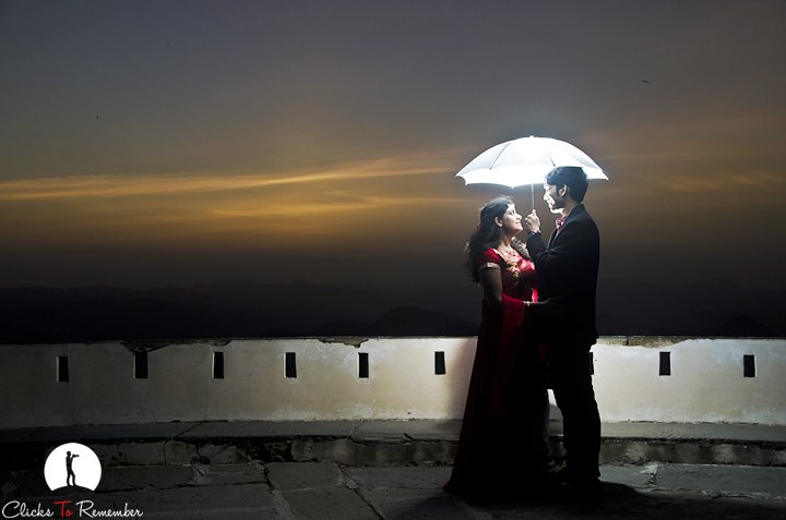 Night Pre-wedding photography of a couple